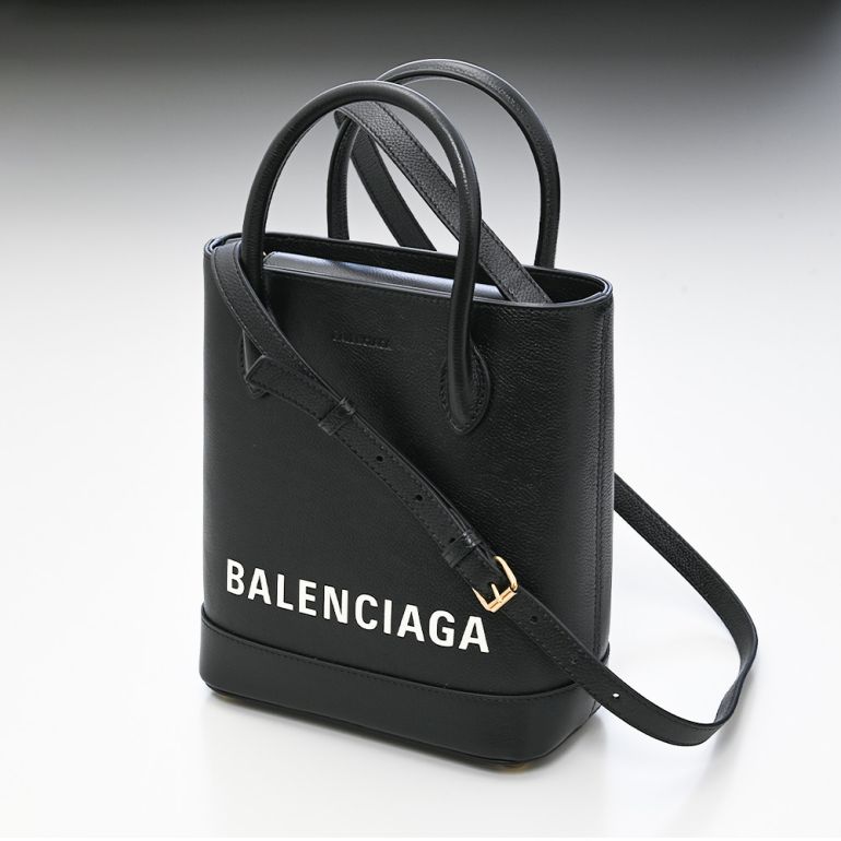 バレンシアガ BALENCIAGA バッグ トートバッグ バッグ レディース ショルダー ブラック 596159 1IZIM 1090 |  BALENCIAGA,バッグ | エイレベル公式通販 | ブランド品をお求めやすく提供