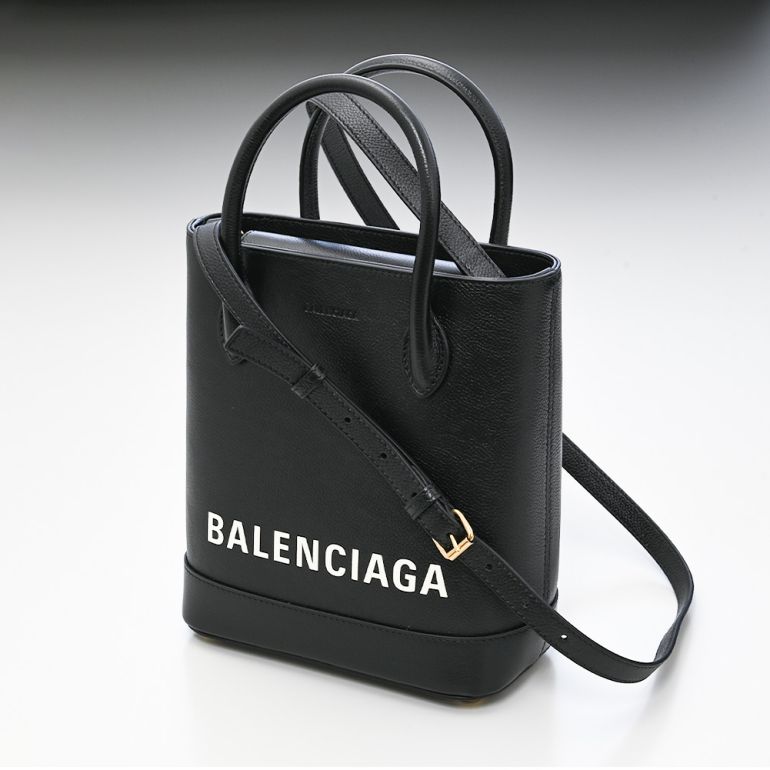 配送日指定可 BALENCIAGA バック - 通販 - northwoodsbrewpub.com