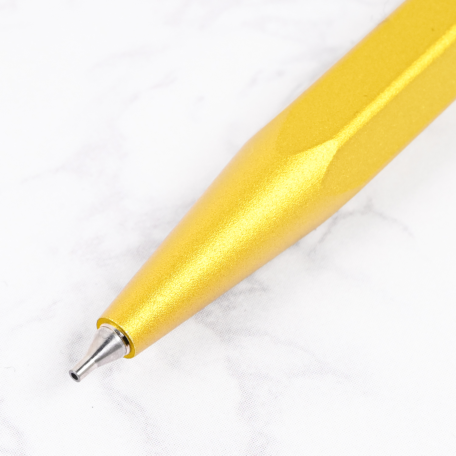 カランダッシュ CARAN DACHE シャーペン メカニカルペンシル 0.5mm HB シャープペンシル 849 カラーマットX 高級 筆記具 名入れ無料 イエロー